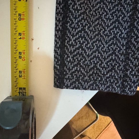 Title Nine Daily Decathlon Running Leggings Black/Gray Size M - Picture 11 of 12